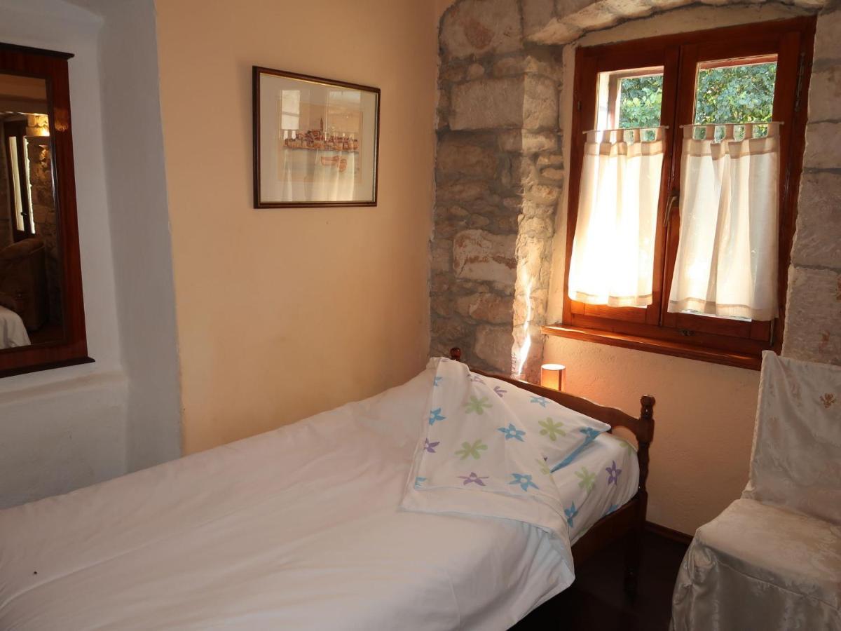 Holiday Home Nino - LBN305 Kršan Esterno foto