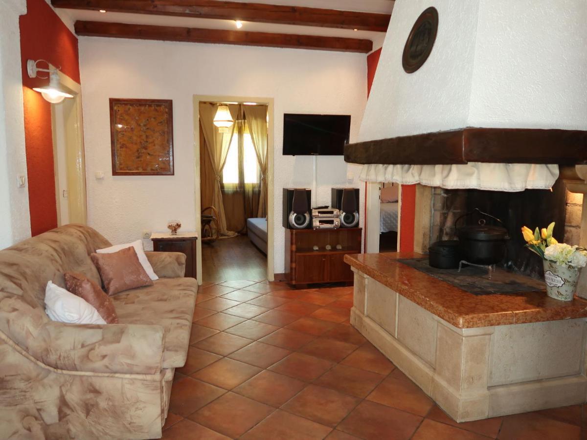 Holiday Home Nino - LBN305 Kršan Esterno foto