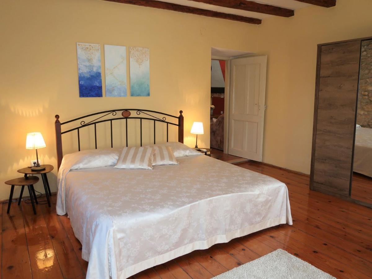 Holiday Home Nino - LBN305 Kršan Esterno foto