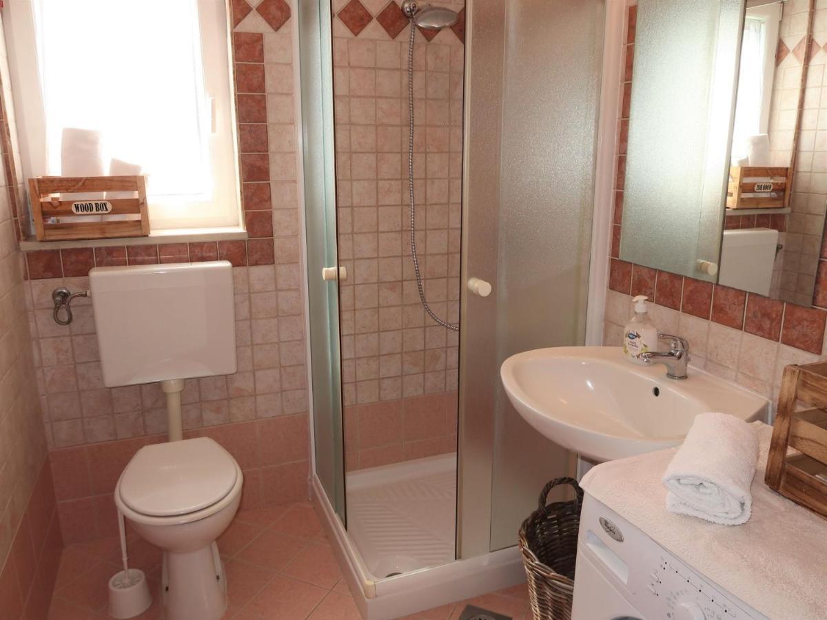 Holiday Home Nino - LBN305 Kršan Esterno foto